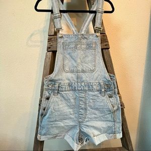 BDG Short Overalls Size 28